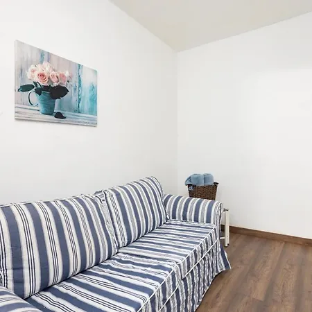 Dom wakacyjny Casa Laura Y Pancho *